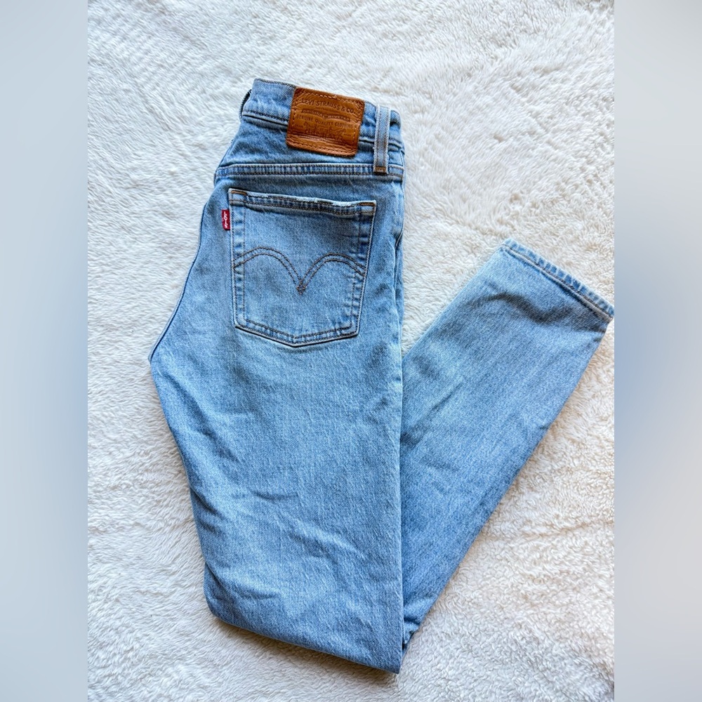 Levi Wedgie Jeans